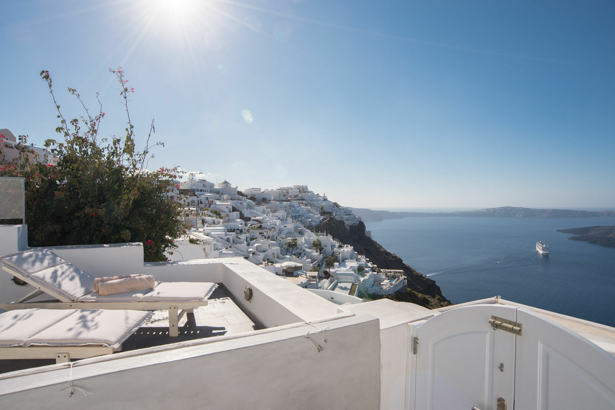 Karpimo Horizon - Caldera View With Private Hot Tub Villa Firostefani Eksteriør bilde